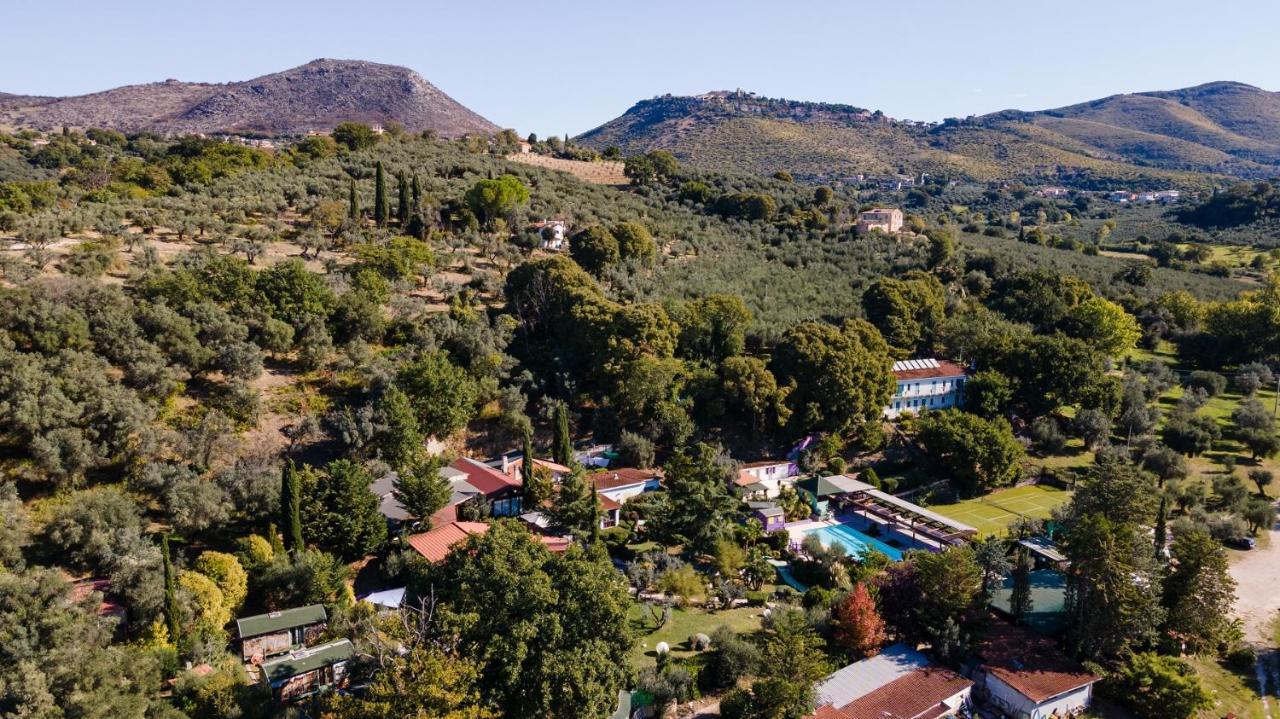 Ille-Roif Resort&Spa Fara in Sabina Luaran gambar